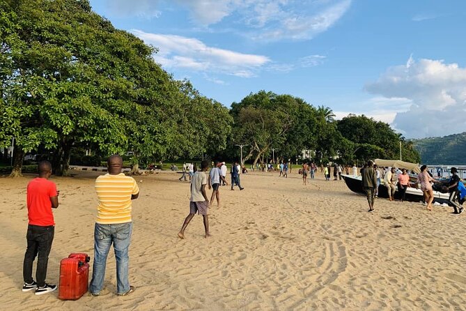 1 day Cultural Adventure Tour in Lake Kivu - A practical pause at Migano Cafe