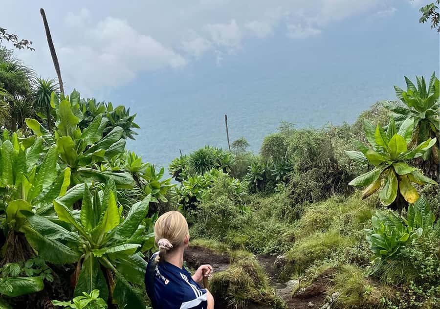 From Kigali: Bisoke Summit Trek, Crater Lake 1 Day Safari - Why Mount Bisoke Makes a Good One-Day Adventure
