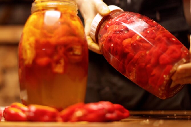 Kigali: Learn How to Make Hot Sauce from Scratch - How the 90 minutes are likely to feel