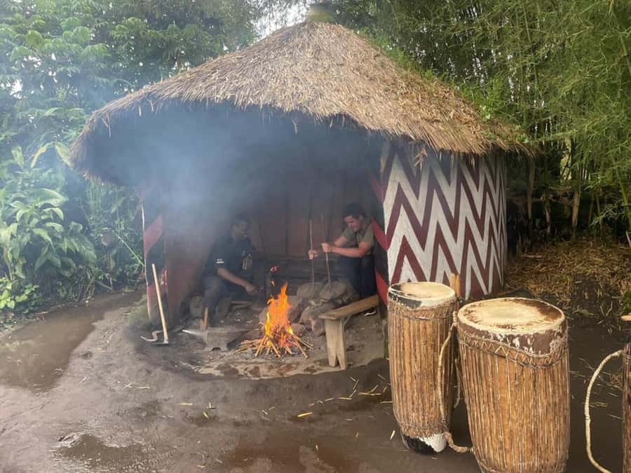 Kigali: Rwanda Gorilla Tracking in Volcanoes National Park - The hike: prepare for changing conditions